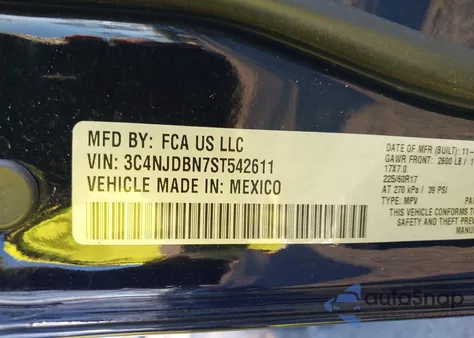 2025 Jeep Compass Latitude 4X4 z USA, uszkodzony, nr VIN 3C4NJDBN7ST542611